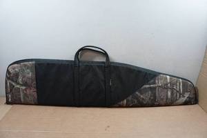 lot 126 image: Allen Soft Long Gun Case