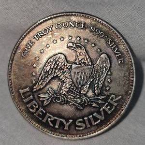 lot 11 image: Liberty 1oz Silver Coin