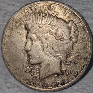 lot 13 image: 1922 Peace Dollar $1