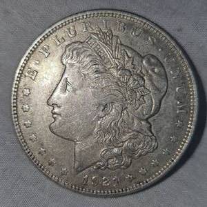 lot 32 image: 1921 Morgan Dollar $1 XF wToning