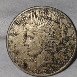 lot 40 image: 1922 S Peace Dollar $1