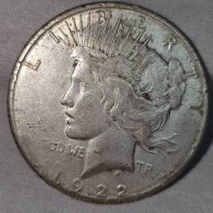 lot 48 image: 1922 Peace Dollar $1