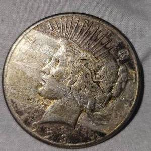 lot 59 image: 1923 Peace Dollar $1