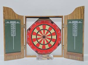 lot 51 image: Brand New In Box Large MARLBORO Country Store Dart Board&nbsp