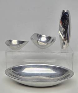 lot 229 image: Group of NAMBE Classic Metalware