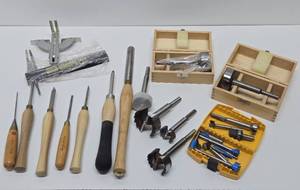 lot 247 image: Group of Woodworking Tools including Chisels