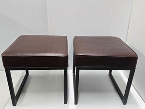 lot 284 image: Pair of Matching ROOM &amp BOARD Padded Stools by American Leather
