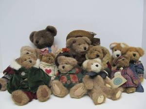 lot 278 image: Collection of Excellent Condition BOYDS BEARS