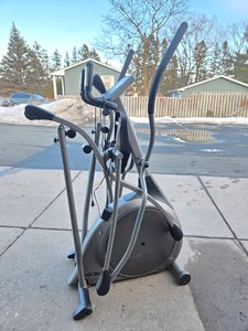 lot 287 image: Working Visio Fitness HRT X-6200 Folding Elliptical Machine&nbsp