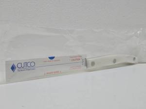 lot 336 image: CUTCO No. 1721 Trimmer Knife - Still Sealed in Bag