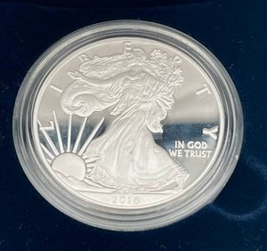 lot 6 image: U.S. Mint 2016-W American Eagle One Ounce Silver Proof Coin (30th Anniversary) w COA