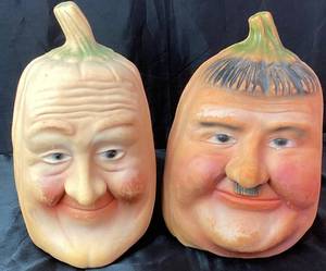 lot 94 image: Collectible Stan Laurel and Oliver Hardy Light Up Pumpkins