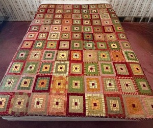 lot 56 image: Handmade Twin Size Red Squares Patchwork Quilt