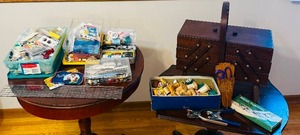 lot 87 image: Mid Century Modern Wooden 3 Tier Accordion Sewing Box with Sewing Supplies