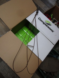 lot 19 image: Rug Beater