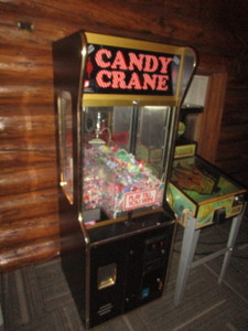 lot 67 image: Candy Crane Claw Game 24x24x67