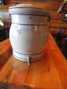 lot 83 image: Red Wing 5gal Water Cooler