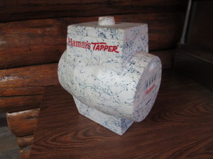 lot 100 image: Hamms Tapper Mini Keg