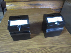 lot 152 image: (2) Tip Lock Boxes