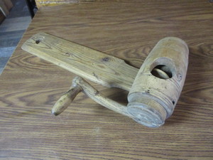 lot 179 image: Wood Juicer
