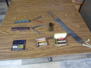 lot 185 image: ShavingBarber Items