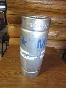 lot 221 image: Small Beer Keg