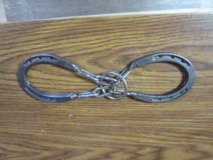 lot 256 image: Horse Shoe Puzzle