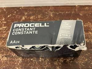 lot 10 image: AA Batteries