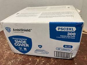 lot 30 image: Polypropylene Shoe Covers