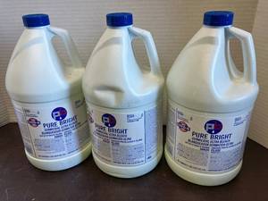 lot 75 image: Germicidal Ultra Bleach