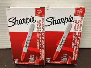 lot 53 image: Red Sharpie Fine Markers