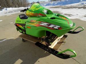 Arctic Cat ZR120 - Youth -Oriented
