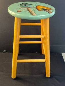 lot 38 image: VTG Wooden Stool with Hand-Painted Birdhouse and Beehive Motif