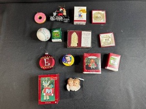 lot 69 image: Collection of Holiday and Novelty Ornaments Including Hallmark Keepsake and Vintage Pieces