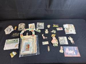 lot 77 image: Collection of Antique and Vintage Paper Ephemera Die Cuts and Cards