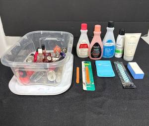 lot 118 image: Nail Care Lot with Nail Polish Removers, Assorted Polishes, Lotion, and Files - quantities unverified