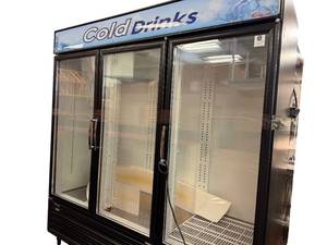 lot 146 image: Turbo Air TGM-72RSB-N 78 Black Three Section Glass Door Merchandiser Refrigerator