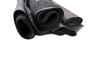 lot 164 image: Entry Rugs