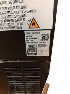 lot 170 image: Avantco UDD-72-HC 72 Kegerator