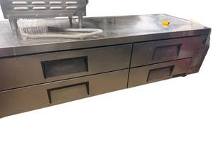 lot 201 image: True TRCB-82 82 4-Drawer Heavy-Duty Commercial Refrigerated Chef Base