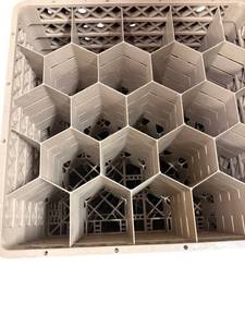 lot 209 image: Octagon Crate