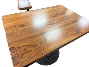 lot 217 image: Table 42 long