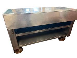 lot 253 image: Prep table with 2 shelves