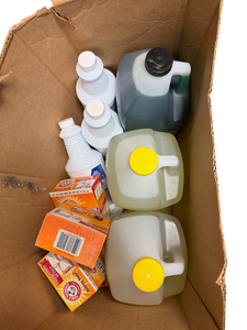 lot 283 image: Box of Cleaning Supplies