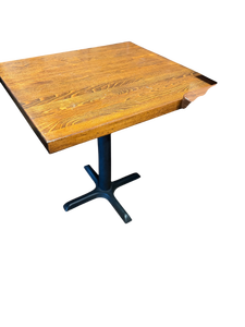 lot 302 image: Table