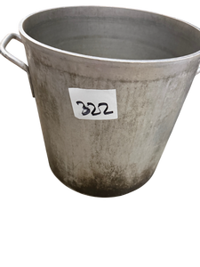 lot 322 image: Large Stock pot with no lid
