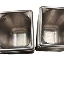 lot 114 image: Chafing Pans 4x7x4  and 4x4x7