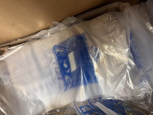 lot 395 image: Ice Bags (full  opened)