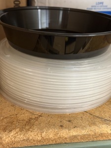 lot 404 image: Round Takeaway Containers with LID