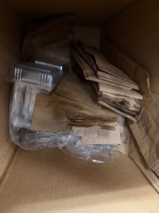 lot 409 image: Misc Takeaway Containers & Bread Bag